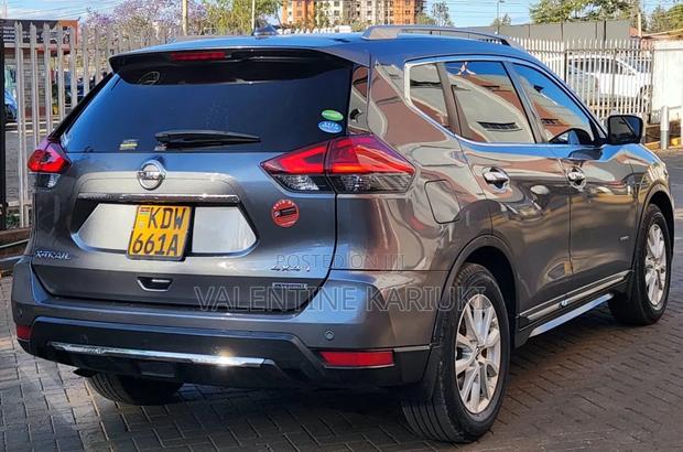 Nissan X-Trail 2.0 Hybrid AWD 2019 Gray