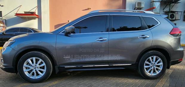 Nissan X-Trail 2.0 Hybrid AWD 2019 Gray