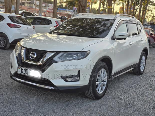 Nissan X-Trail 2017 White