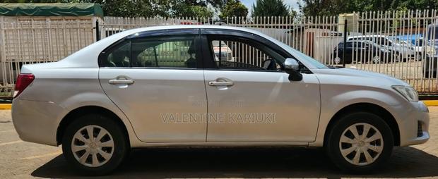 Toyota Axio 1.5 X 2WD 2015 Silver
