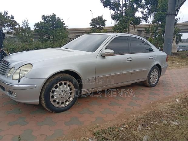 Mercedes-Benz E240 2005 Gray
