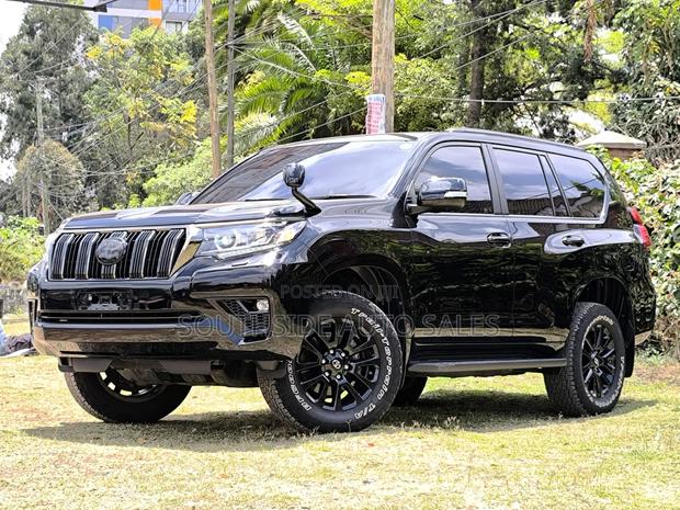 Toyota Land Cruiser Prado 2.7 2021 Matt Black