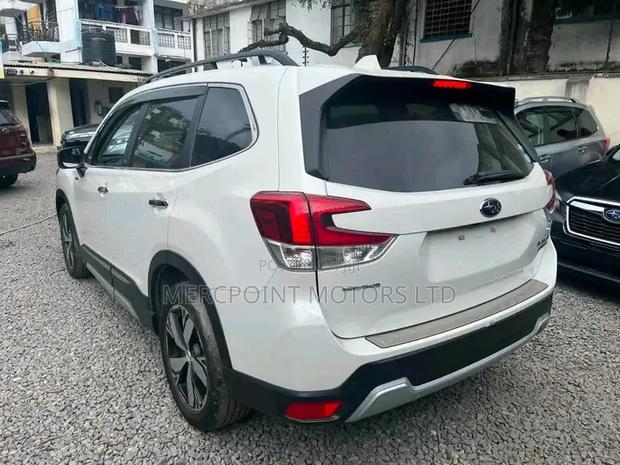 Subaru Forester Limited AWD 2020 White
