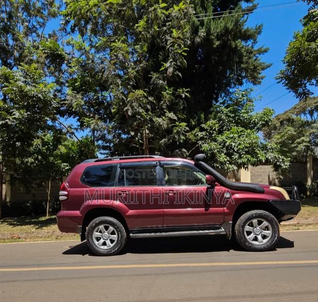 Toyota Land Cruiser Prado 2006 Maroon