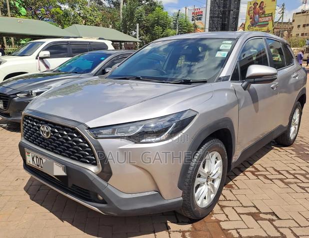 Toyota Corolla Cross 2022 Gold