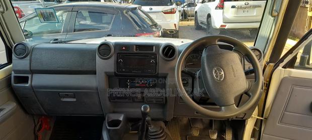 Toyota Land Cruiser 76 Series 2017 White