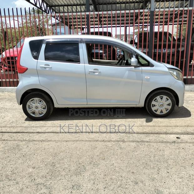 Mitsubishi EK Wagon 660 FWD 2016 Silver