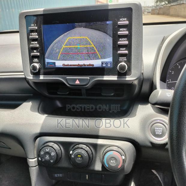 Toyota Yaris 2020 White