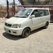 Toyota TownAce Noah 2001 Silver for sale