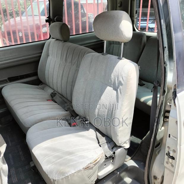 Toyota TownAce Noah 2001 Silver