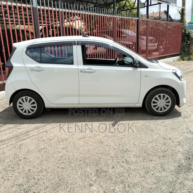 Toyota Pixis Epoch 660 FWD 2019 White