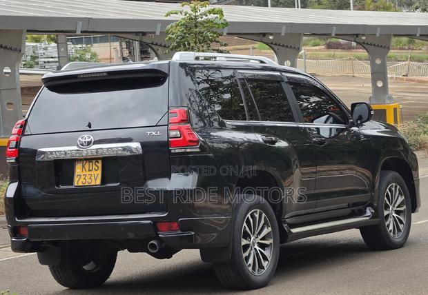 Toyota Land Cruiser Prado 2.8 2020 Black
