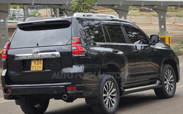 Toyota Land Cruiser Prado 2020 Black