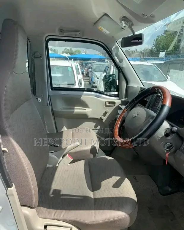 Suzuki Every Wagon 2019 White