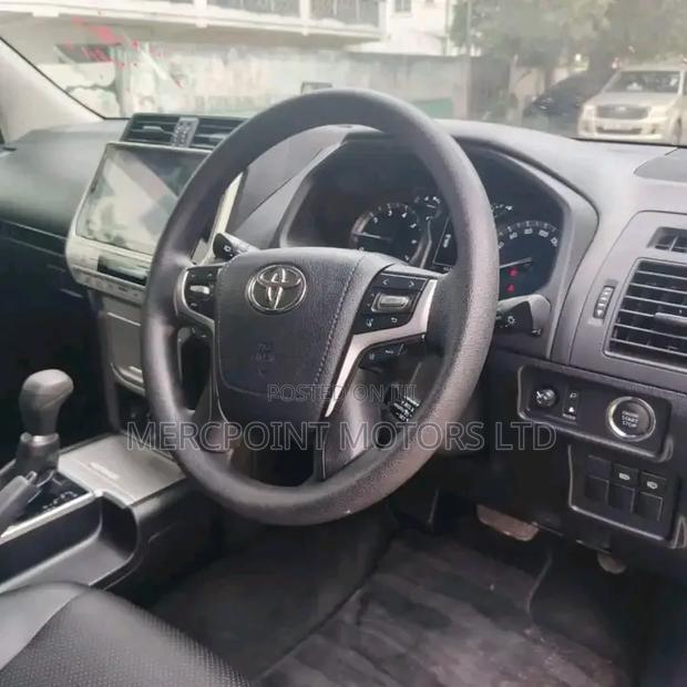 Toyota Land Cruiser Prado 2.7 2019 Gray