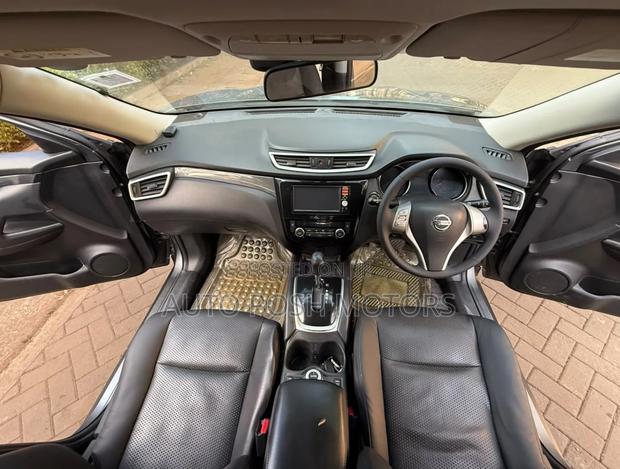 Nissan X-Trail 2015 Gray