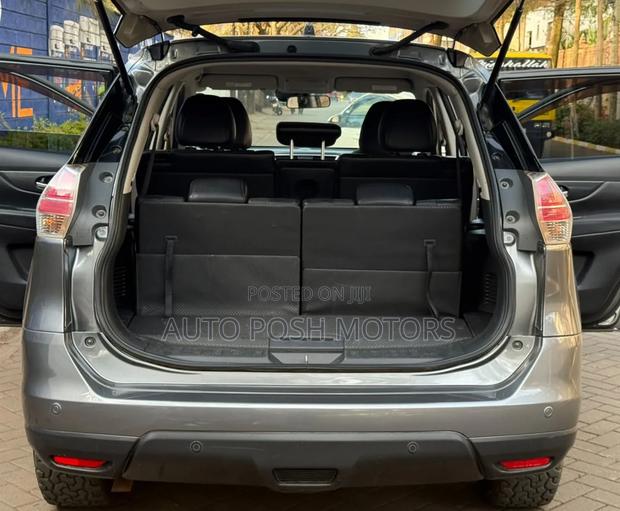 Nissan X-Trail 2015 Gray