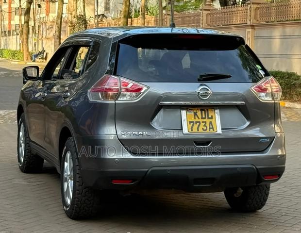 Nissan X-Trail 2015 Gray