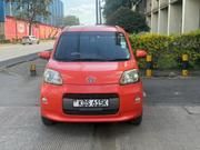 Toyota Porte 2017 Orange for sale