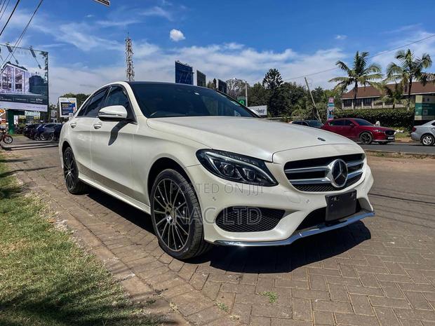 Mercedes-Benz C250 2015 White