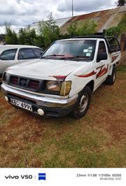 Nissan Hardbody 2004 White for sale