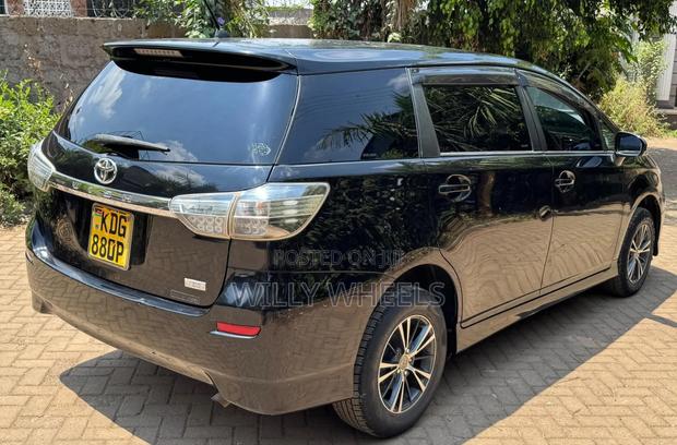 Toyota Wish 2015 Black