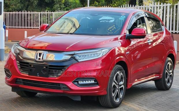 Honda Vezel 1.5 Hybrid 4WD 2019 Red
