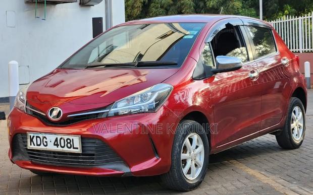 Toyota Vitz 1.3 FWD 5dr 2015 Red