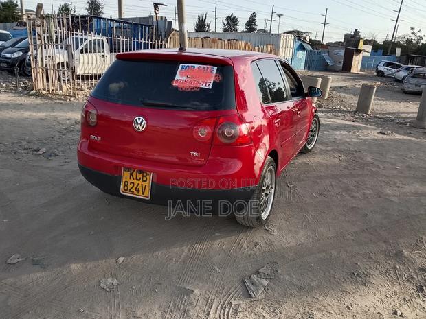 Volkswagen Golf 2009 Red