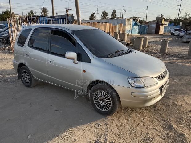 Toyota Corolla Spacio 1999 Gray