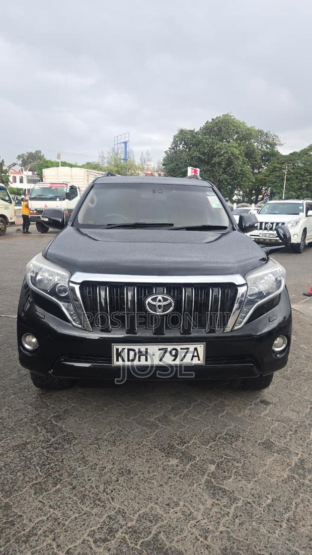 Toyota Land Cruiser Prado 2015 Black