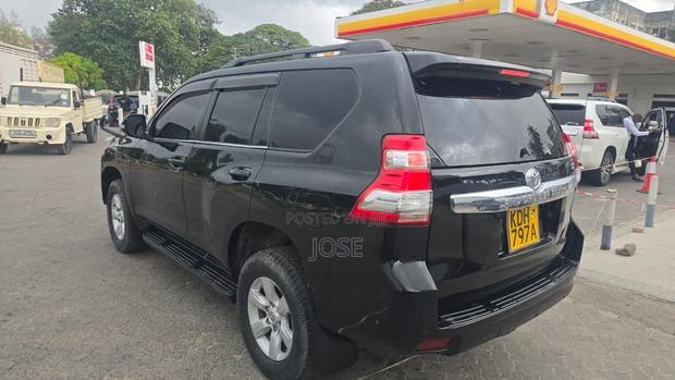 Toyota Land Cruiser Prado 2015 Black