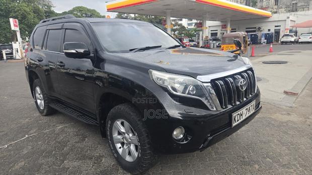 Toyota Land Cruiser Prado 2015 Black