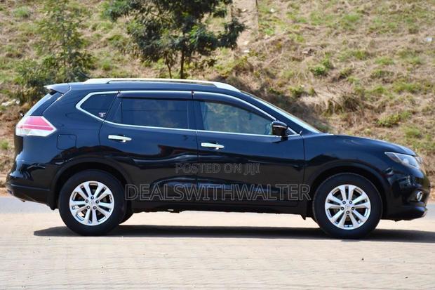 Nissan X-Trail 2.0 Petrol AWD 2014 Black
