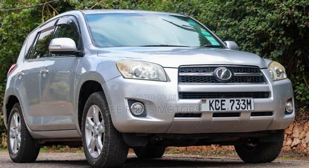 Toyota RAV4 2008 Silver