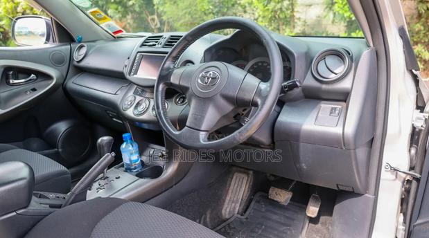 Toyota RAV4 2008 Silver