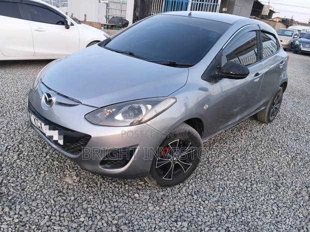 Mazda Demio 2013 Gray