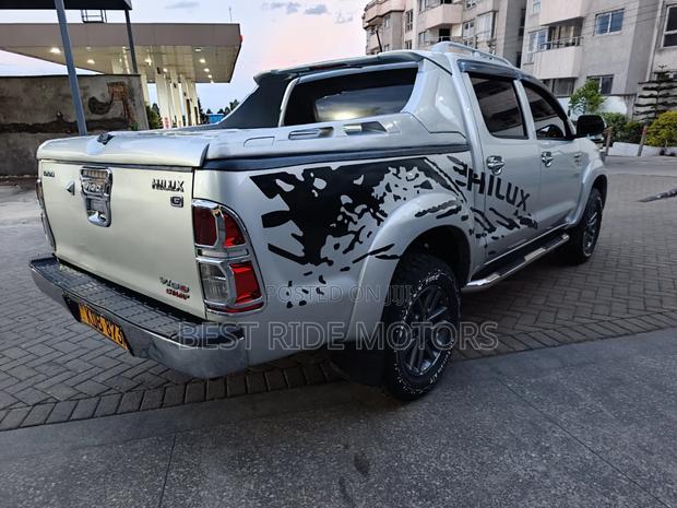 Toyota Hilux 3.0 D-4D 4x4 2013
