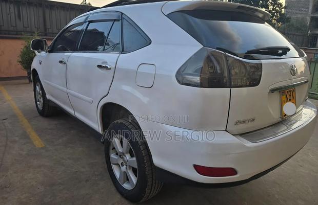 Toyota Harrier 2.4 2006 White