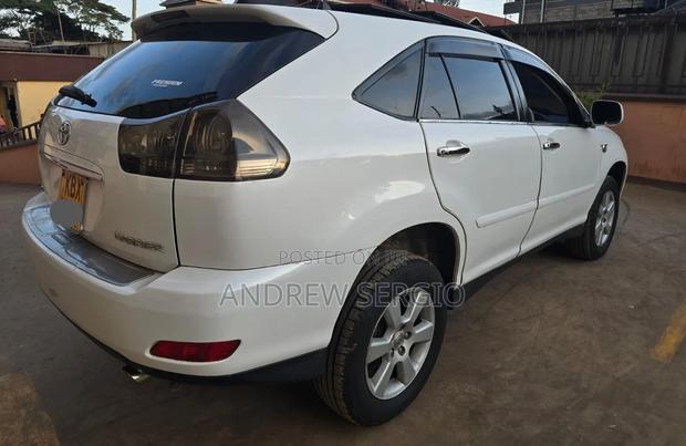 Toyota Harrier 2.4 2006 White