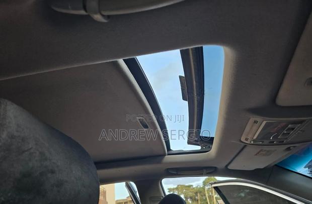 Toyota Harrier 2.4 2006 White