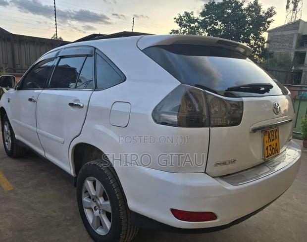 Toyota Harrier 2.4 2006 White