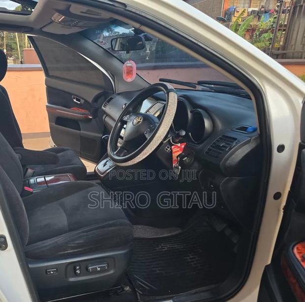 Toyota Harrier 2.4 2006 White