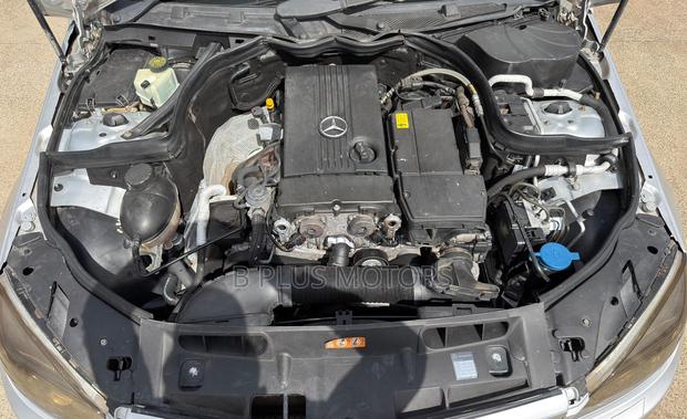 Mercedes-Benz C200 2009 Silver