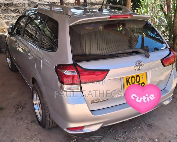 Toyota Corolla Fielder 2014 Silver