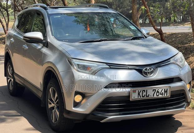 Toyota RAV4 2016 Silver