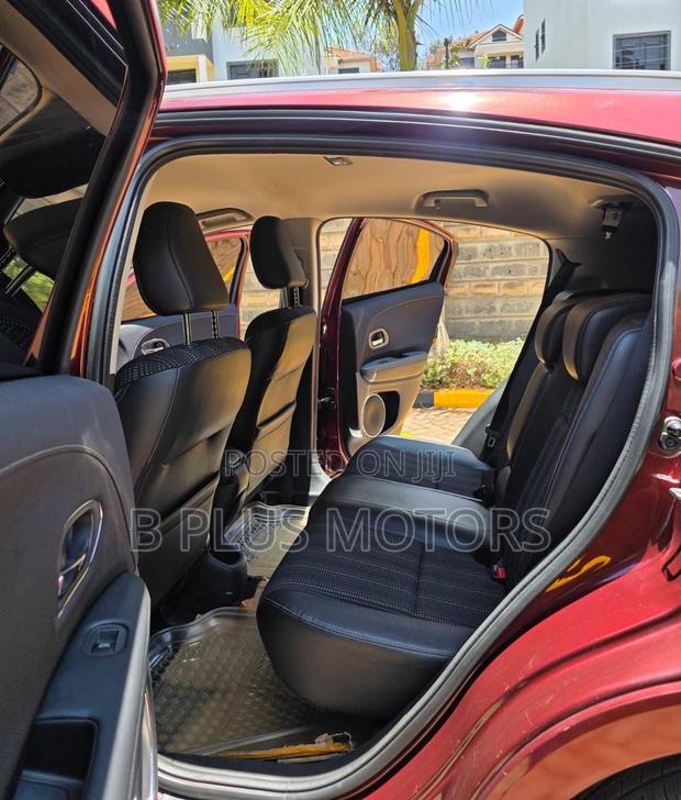 Honda Vezel 2015 Maroon