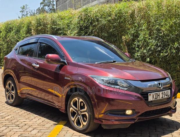 Honda Vezel 2015 Maroon