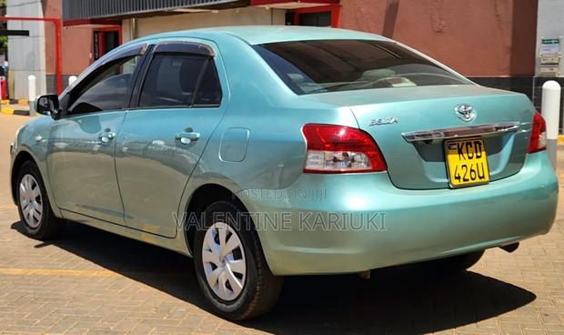 Toyota Belta 2008 Green