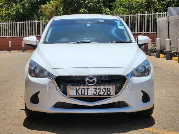 Mazda Demio 2018 White